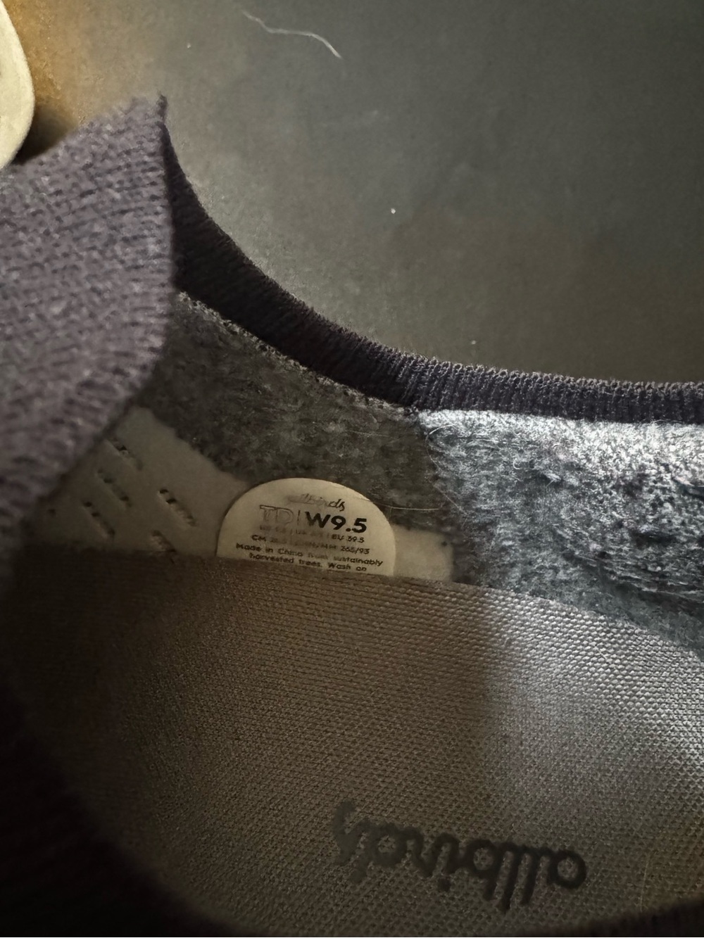 Women’s Grey Allbirds Tree Runner size 9.5 - Picture 5 of 9